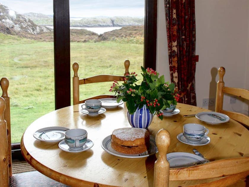 Attractive dining area  | Orchid Cottage - Cathair Dhubh Estate, Clachtoll, near Lochinver