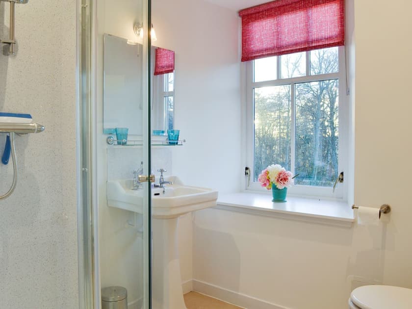 En-suite shower room | Dairy Cottage, Whitehouse, near Alford