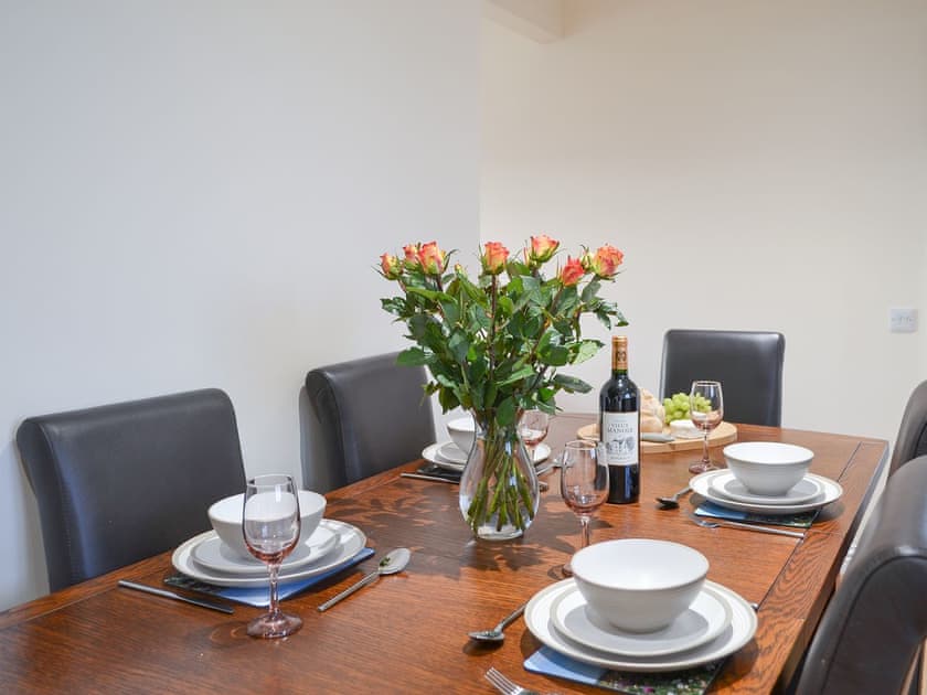 Lovely dining table and chairs | West Kilbride, Near Lochboisdale