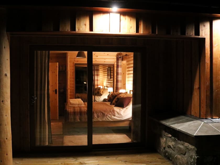 Charming lodge with sumptuous furnishings | Osprey Lodge, Rogart, near Dornoch
