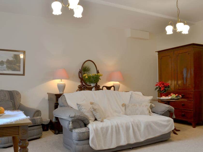 Comfortable living area | Isolda’s - Lanwithan Manor Apartments, Lostwithiel