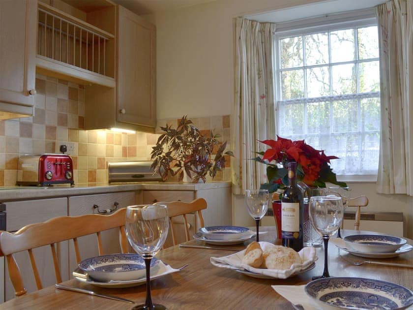 Well presented kitchen/ dining room | Tristan’s - Lanwithan Manor Apartments, Lostwithiel