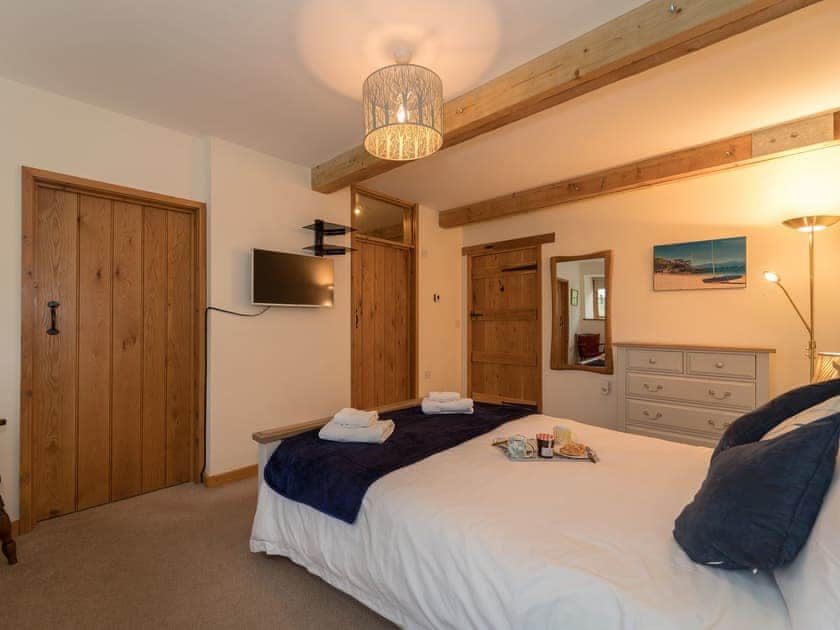 Double bedroom | Y Beudy, Pwllglas, near Ruthin