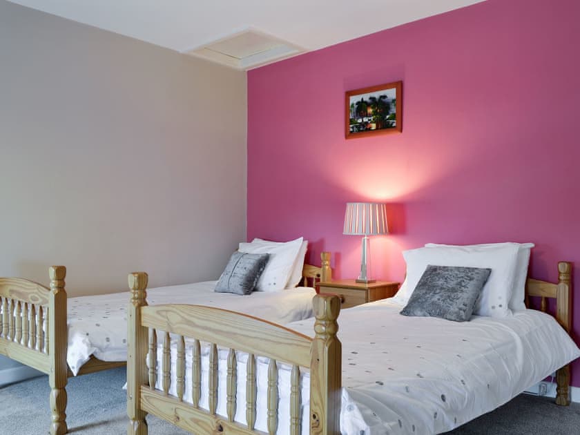 Comfortable twin bedroom | Middleton Hall, Rhossilli, near Swansea