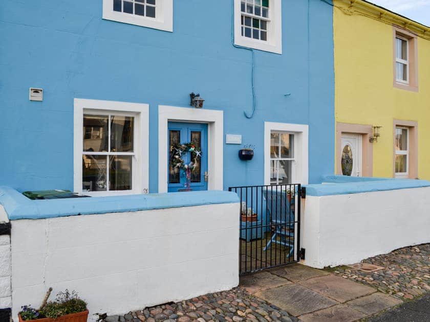 Attractive, terraced seaside cottage | Kirkeway, Allonby, near Maryport