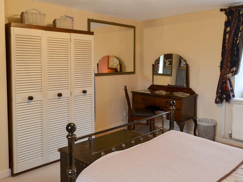 Comfortable double bedroom | Alncroft, Longhoughton