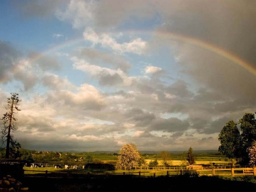 Outstanding Local countryside | The Byre, Fifehead Magdalen, near Gillingham