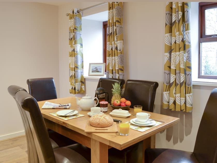 Spacious dining area | Dew Cottage, St Buryan, near Sennen