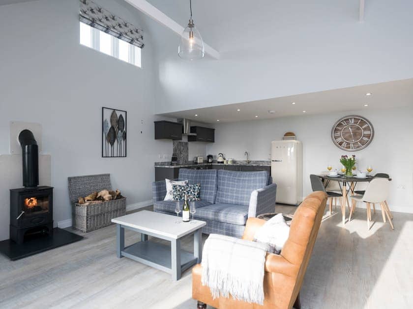 Open plan living space | The Cowshed - Green Valley, Ubbeston, near Halesworth