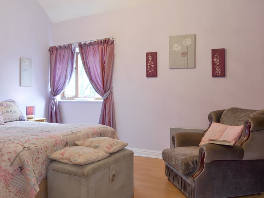 Peaceful double bedroom | Silk Hill Stables, Whaley Bridge near Buxton