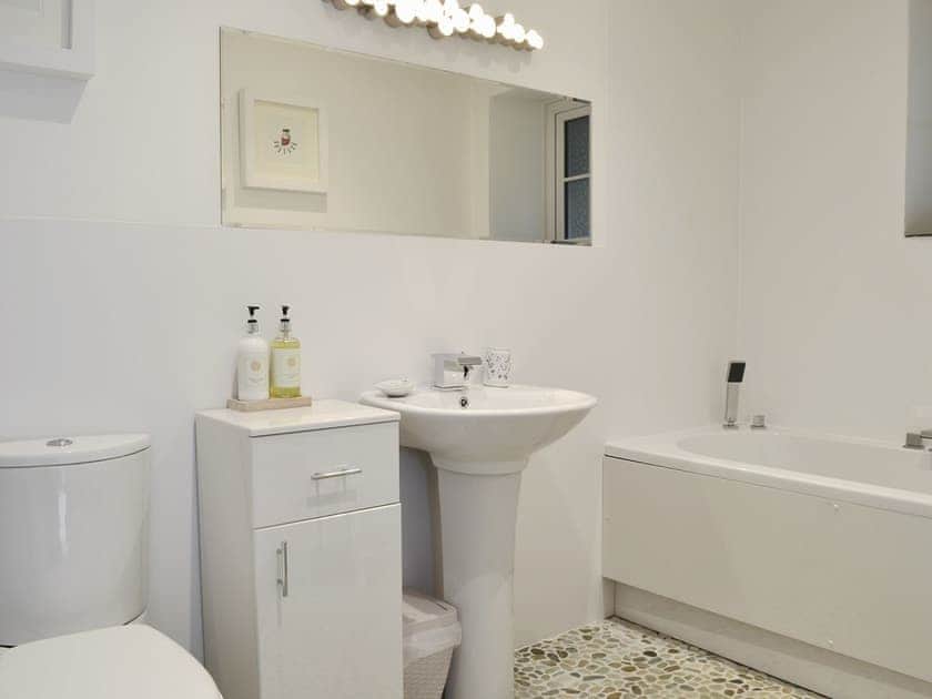 Bathroom | Willow Barn, Polmassick, near St Austell
