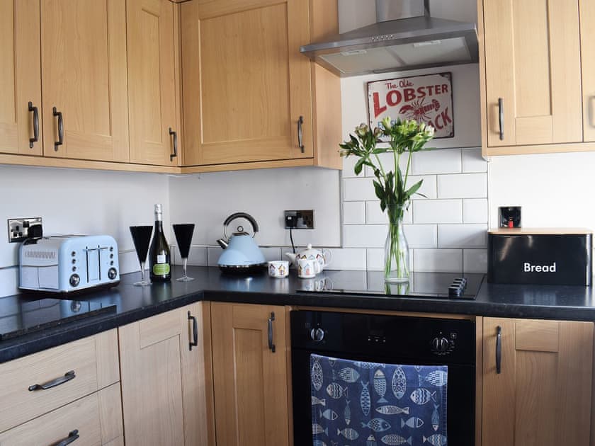 Well appointed compact kitchen | Mariner’s Cottage, Skinningrove, near Staithes