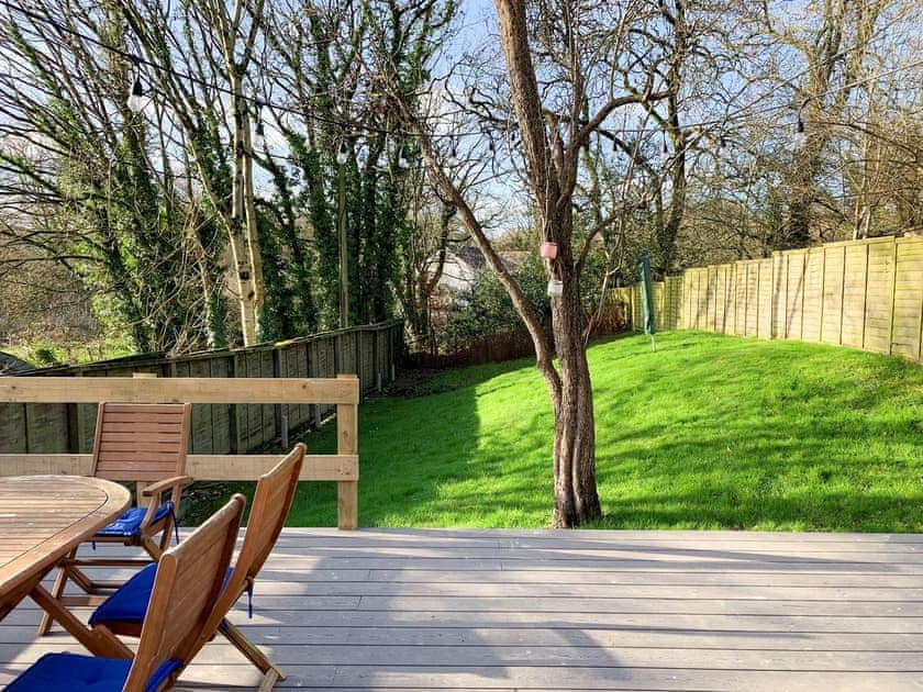 Enclosed rear garden with outdoor furniture  | Rosemary Cottage, Withiel, near Bodmin
