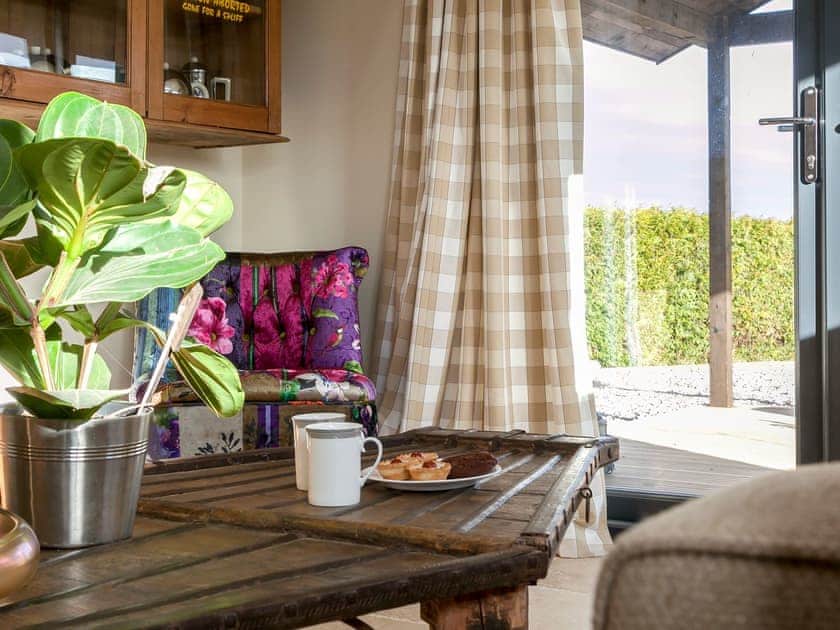 Comfortable living area | Holders Cottage, Rudford, near Gloucester