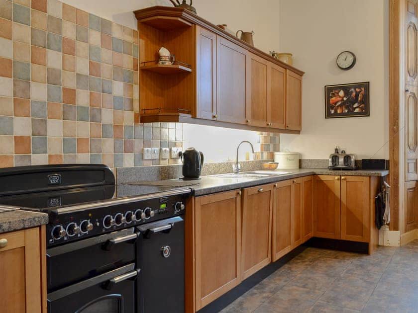 Large kitchen with dining area | The Factor’s House, Kilmartin Glen, near Lochgilphead
