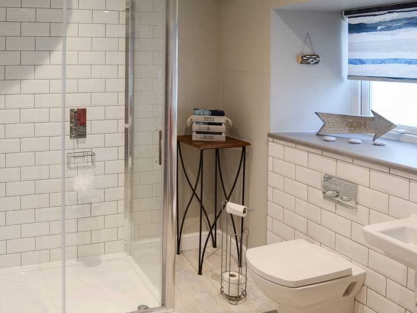 En-suite shower room | Wallace House, Dornoch, near Tain