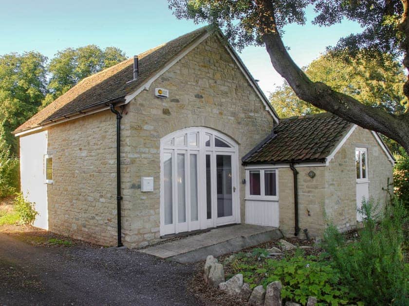Delightful holiday home | The Byre, Fifehead Magdalen, near Gillingham
