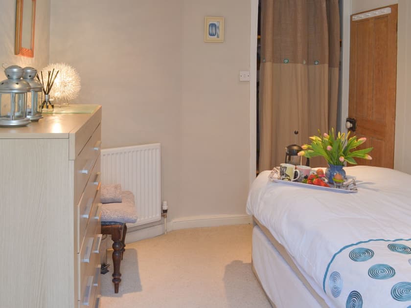 Single bedroom | Samphire Cottage, Brixham