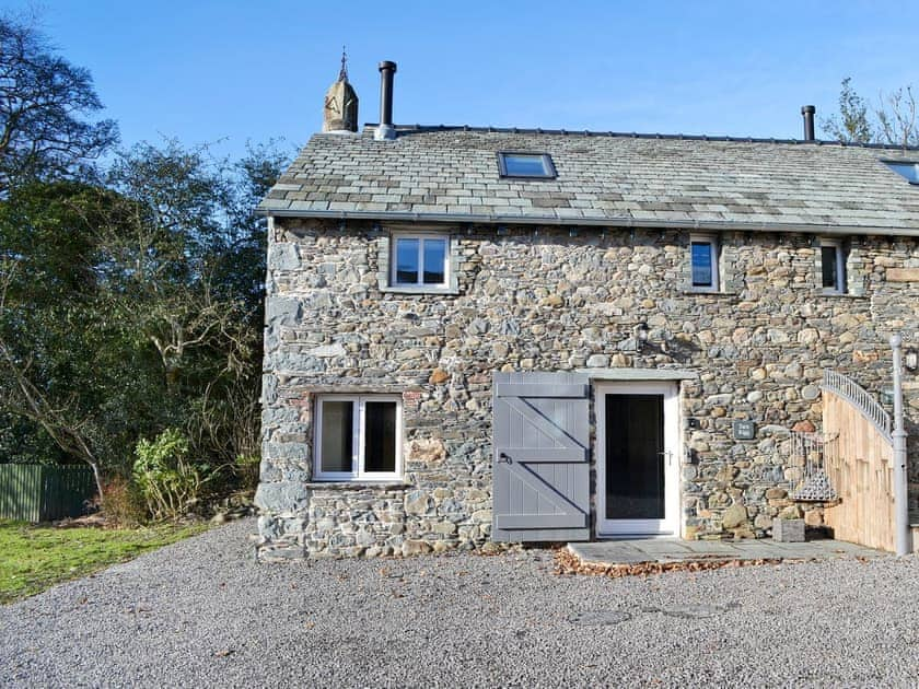 Characterful stone-built holiday home | Tarn Rigg Cottage - Ormathwaite Farm Cottages, Underskiddaw, near Keswick