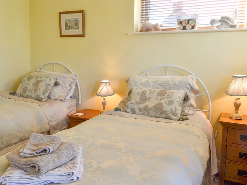 Twin bedroom | Horcum View, Lockton, near Pickering