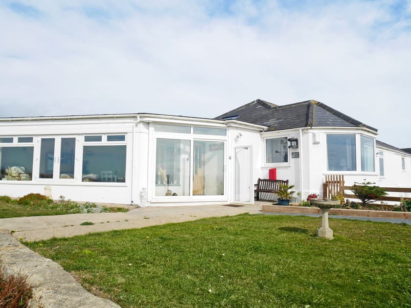Wonderful coastal property | Lloyds Cottage, Portland, near Weymouth