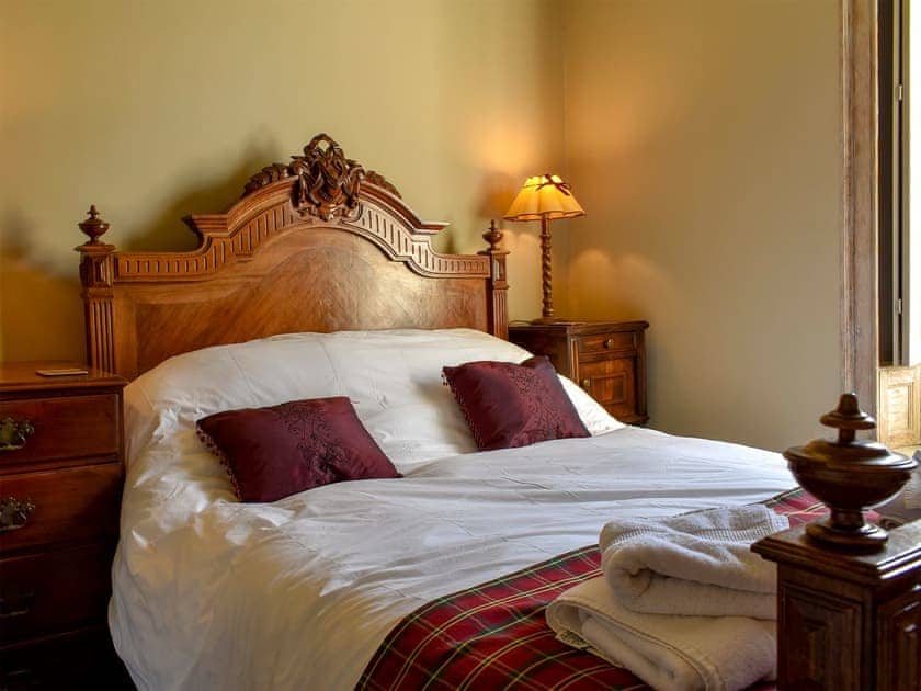 Double bedroom with antique French bedroom suite | Darcy House, Kirkby Lonsdale