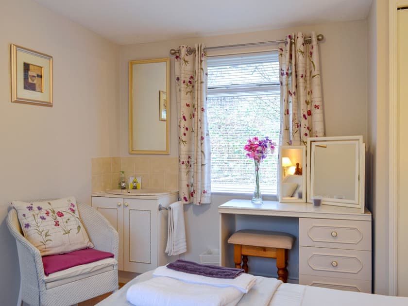 Double bedroom | Seileachan, Arduaine, by Oban