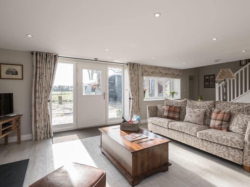 Open plan living space | The Woodshed - Green Valley, Ubbeston, near Halesworth