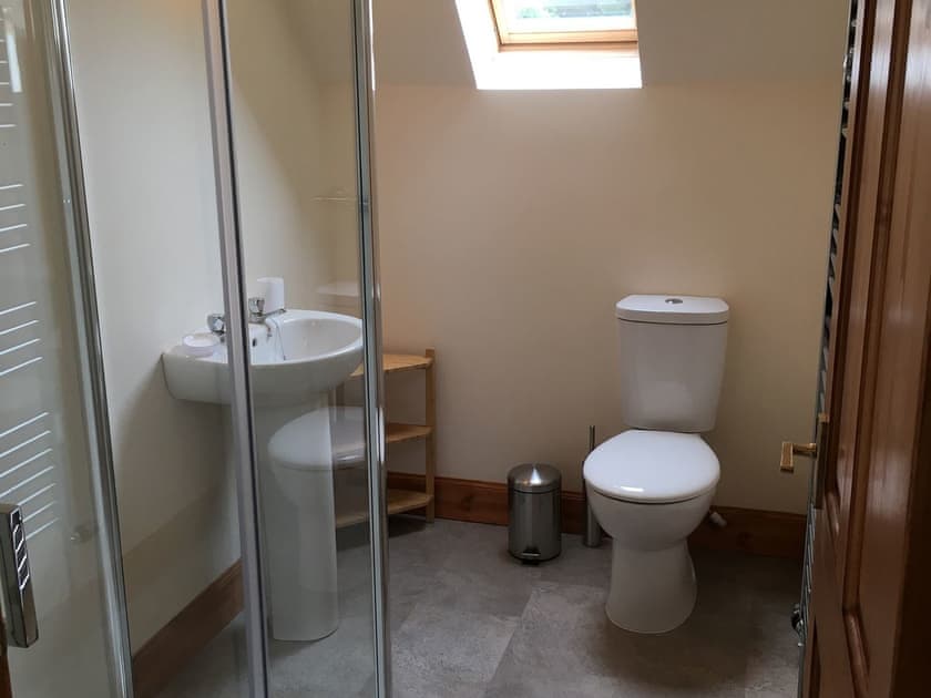 Shower room | Achalic Beag, Lerags, near Oban