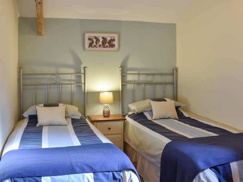 Comforable double bedroom | The Granary - Granary Cottages, Bleatarn, near Kirkby Stephen