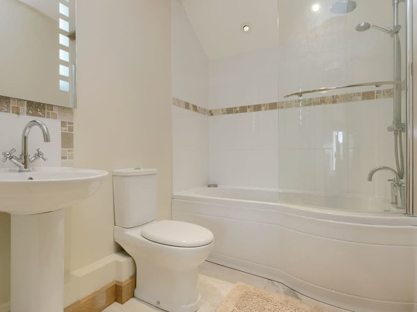 Bathroom | Applebarn - Applebarn Holidays, West Pennard, near Glastonbury