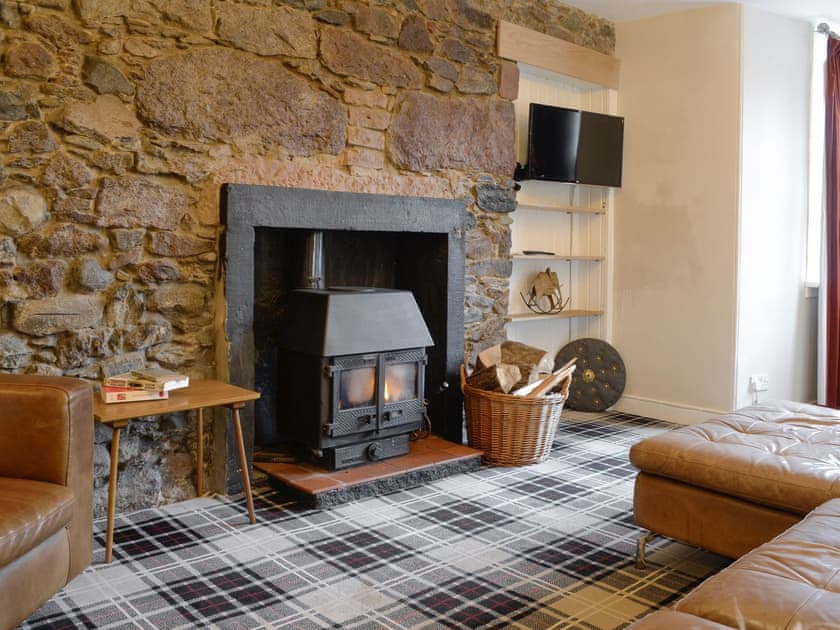 Welcoming living room | Burnbrae Cottage, Bridgend of Lintrathen, near Forfar