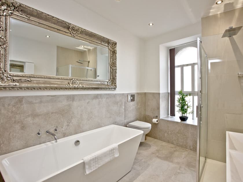 Large, well presented bathroom | The Regency Suite, Plymouth