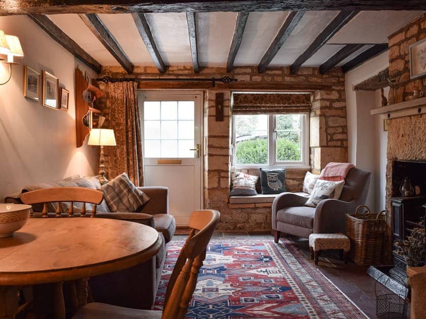 Living room with dining area | Cosy Cottage, Bourton-on-the-Hill, near Moreton-in-Marsh