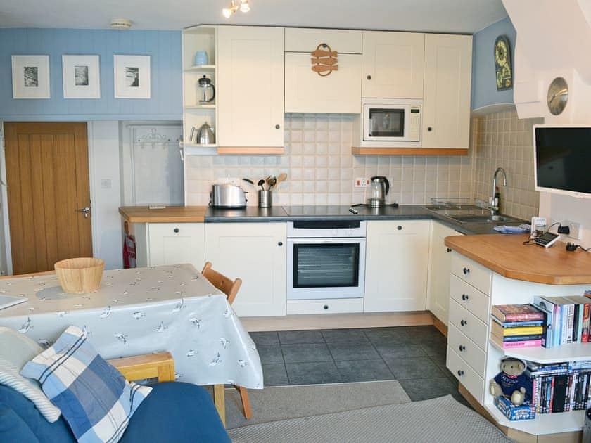 Homely open plan living space | Ferrydown, Salcombe