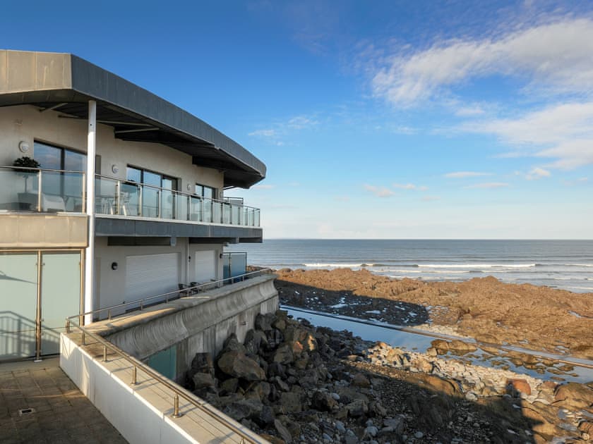 Exterior | Wow - Nassau Court, Westward Ho!