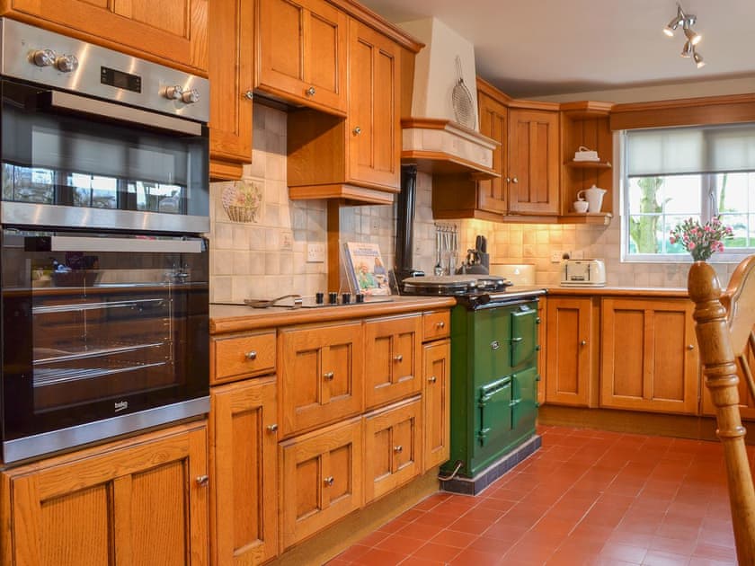 Well equipped kitchen | The Hind House, Cottam, near Driffield