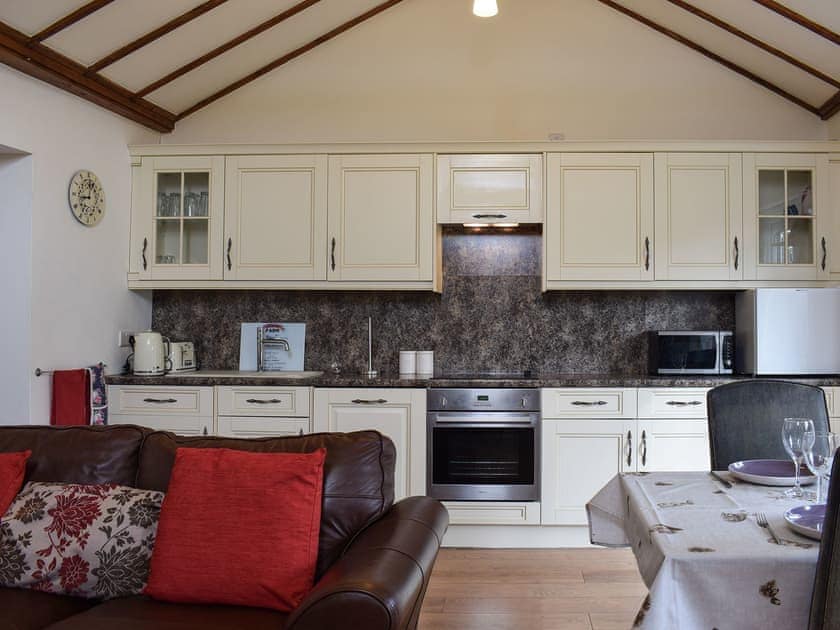 Open plan living space | Pipers Stable, Fiddington, near Bridgwater