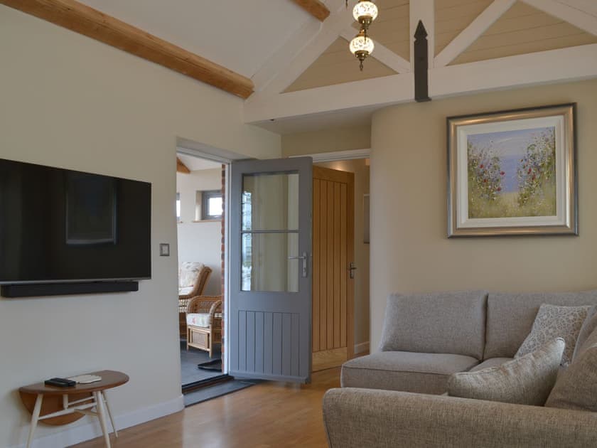 Open plan living space | Trezeal Barn, North Hill