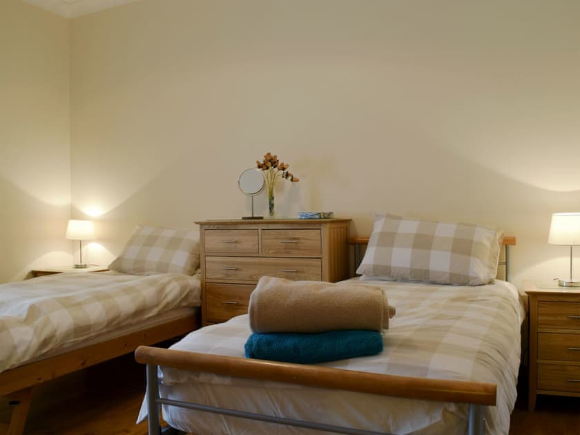 Cosy twin bedroom | The Horsemill, Kelty, near Dunfermline 