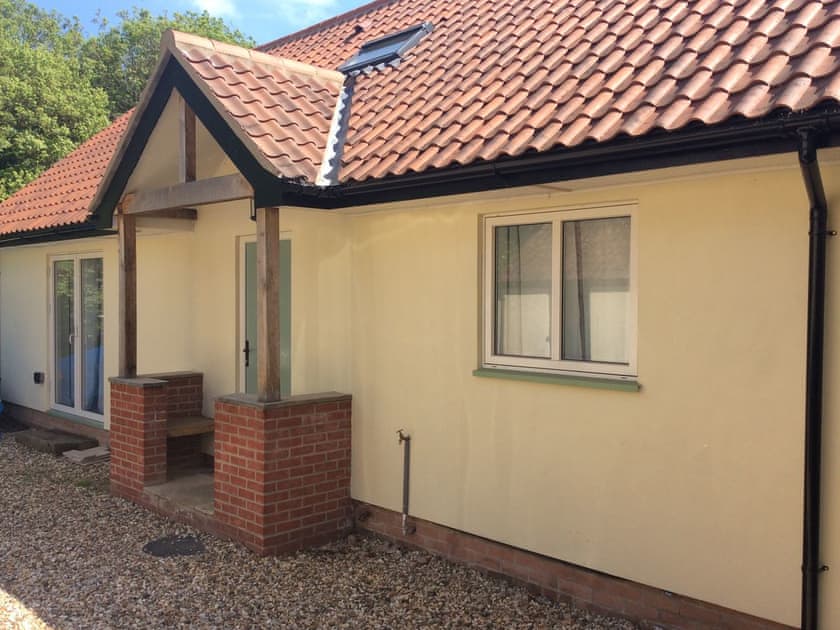 Attractive holiday home | Blyth Green Stable, Wacton, near Long Stratton