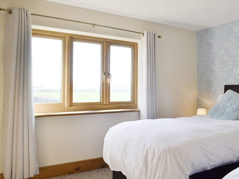 Airy twin bedroom | Upper Close - Acre Luxury Lodges, Stanner, near Kington