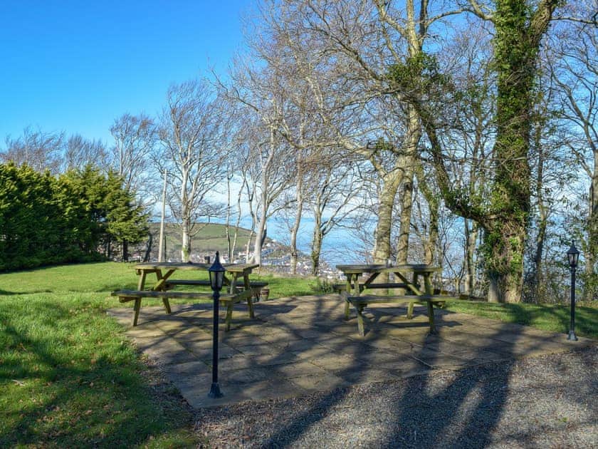 Outdoor seating area | Cynefin Cottage, New Quay