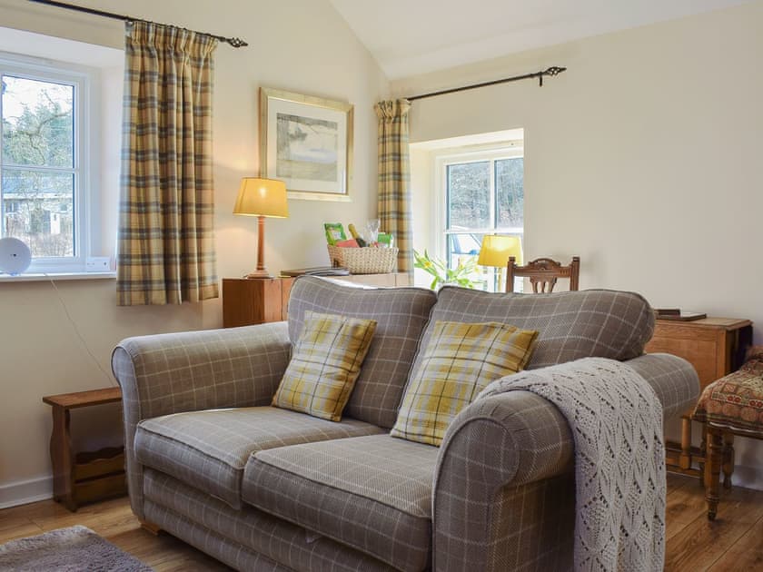 Comfortable living area | Bonnie’s Bothy - Invertrossachs Estate Cottages, Invertrossachs, near Callander