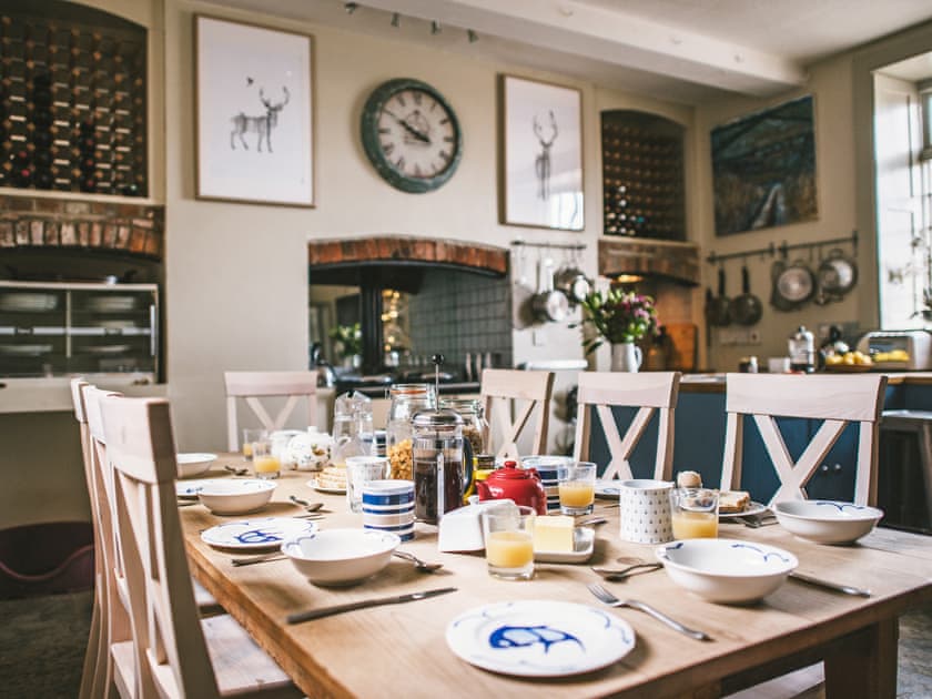 Kitchen/diner | Tarrant Valley HouseSleeps 12, Blandford Forum