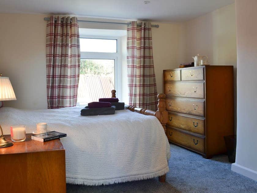 Cosy double bedded room | 1 Below Chapel, Blackawton, near Dartmouth