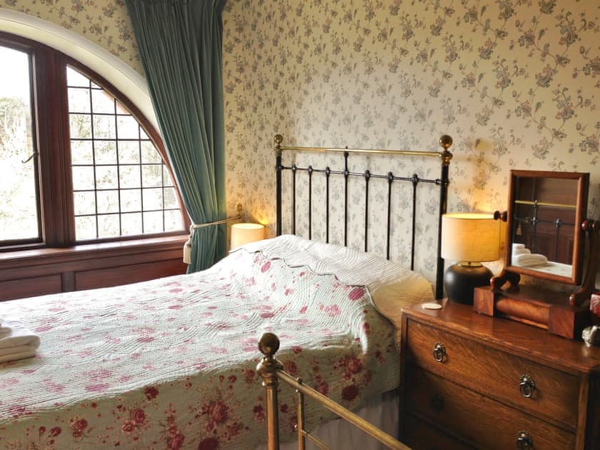 Family bedroom | Dunvarlich House, Aberfeldy