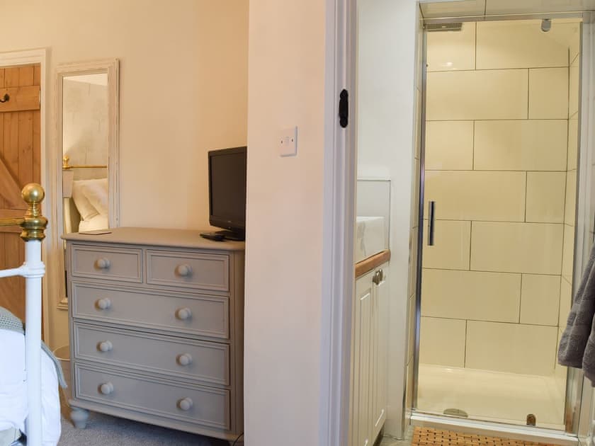 Double bedroom | Clicker’s Cottage, Ringstead, near Thrapston