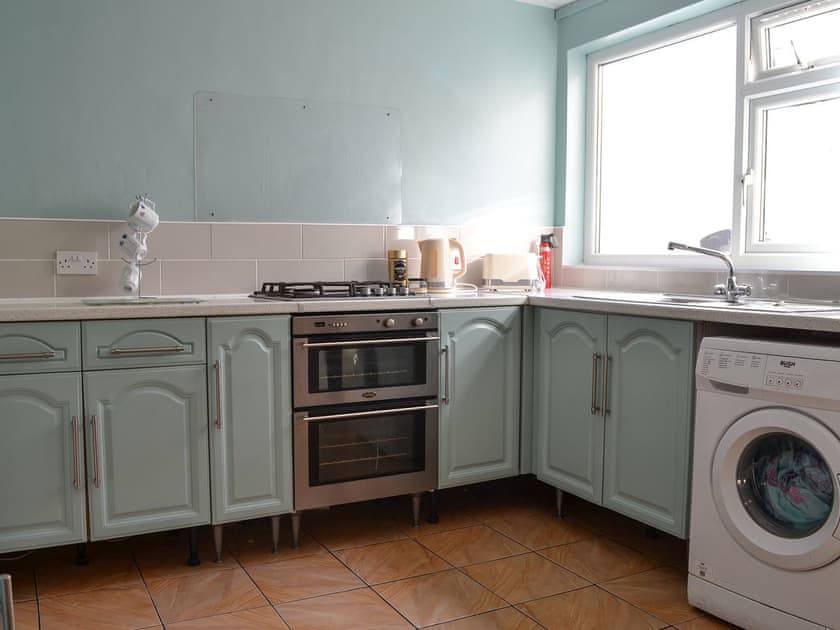 Kitchen | Seagulls, Holyhead