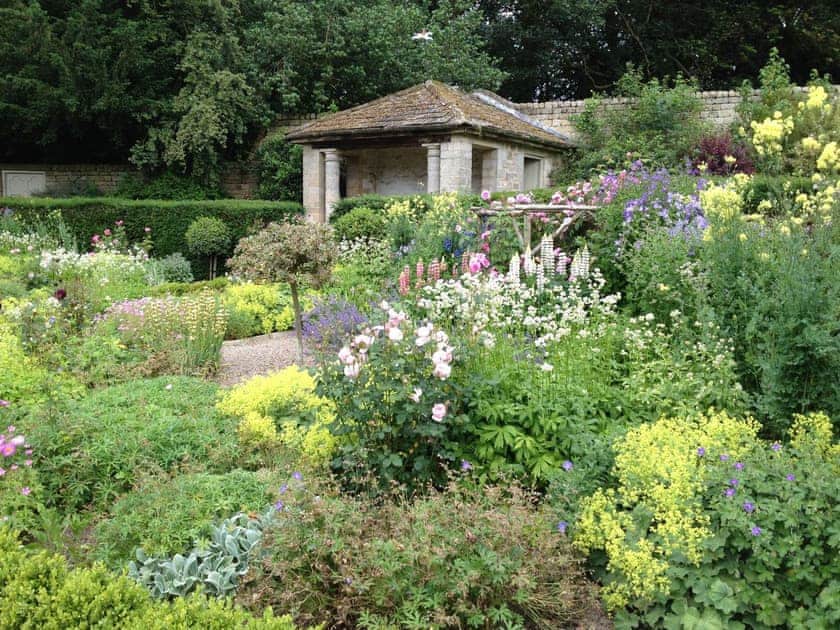 Glorious garden areas | The Dovecote, Harrogate